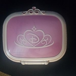 Disney travel DVD player
